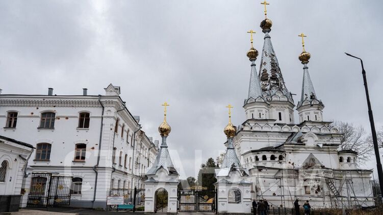 Святогорская лавра. Фото: Вячеслав Селезнев