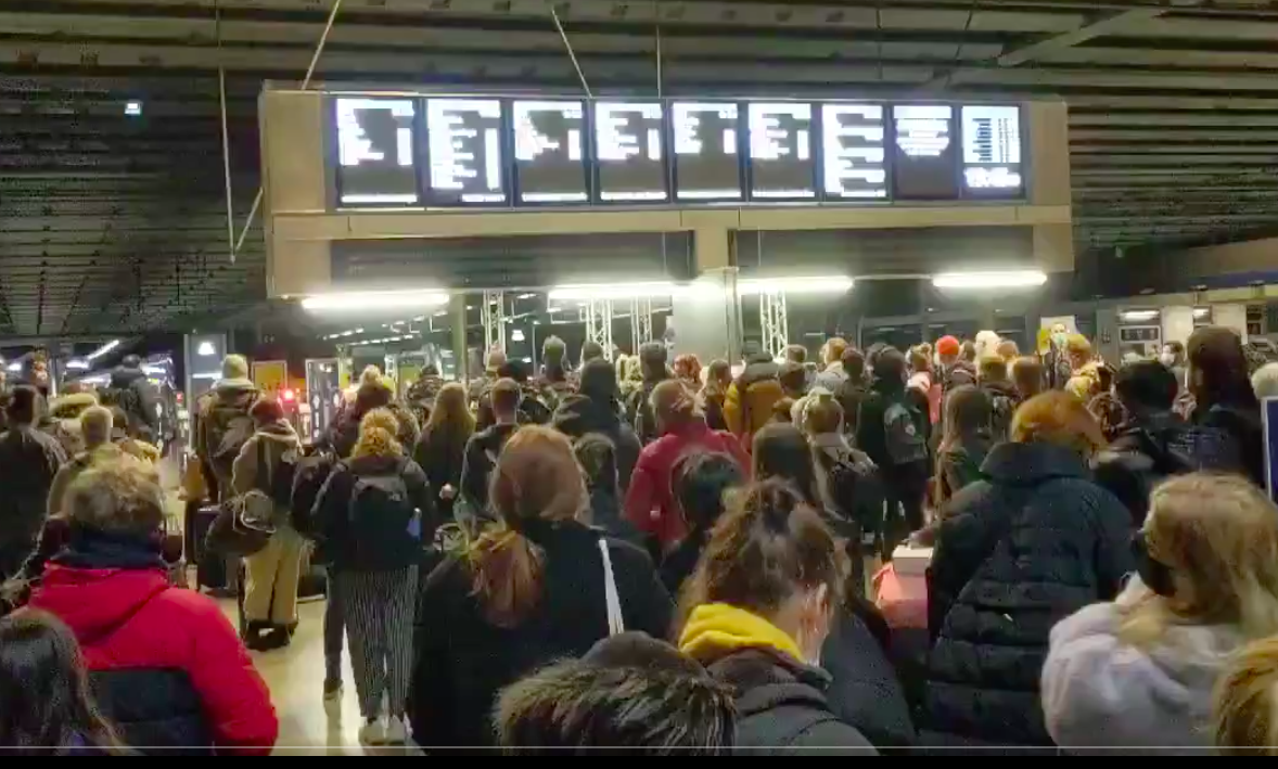 Жители Лондона бегут из города