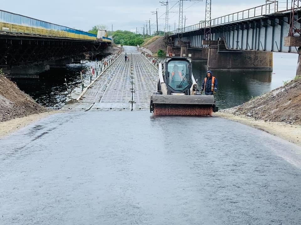 Движение по понтонной переправе под Никополем начнется с 1 июня. Фото: facebook.com/olexbondarenko