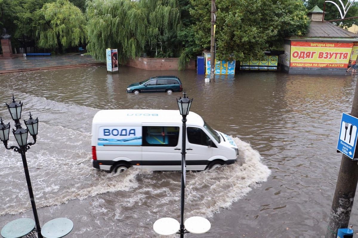 Бердянск затопило водой. Фото: brd24