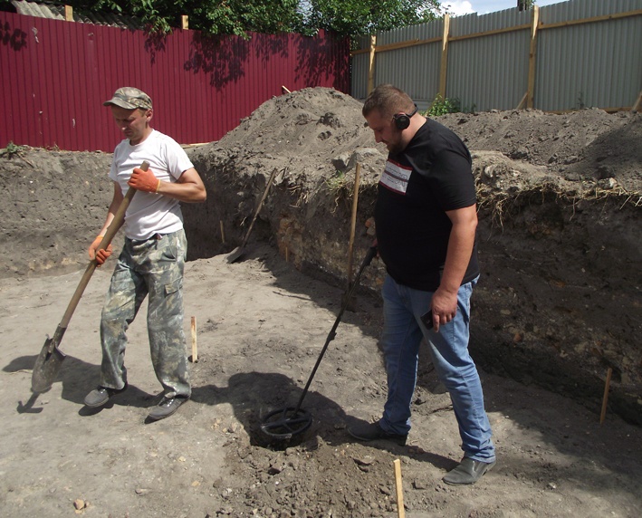 В Киевской области на месте на месте "старого военкомата" нашли древнее захоронение. Фото: pereiaslav.city