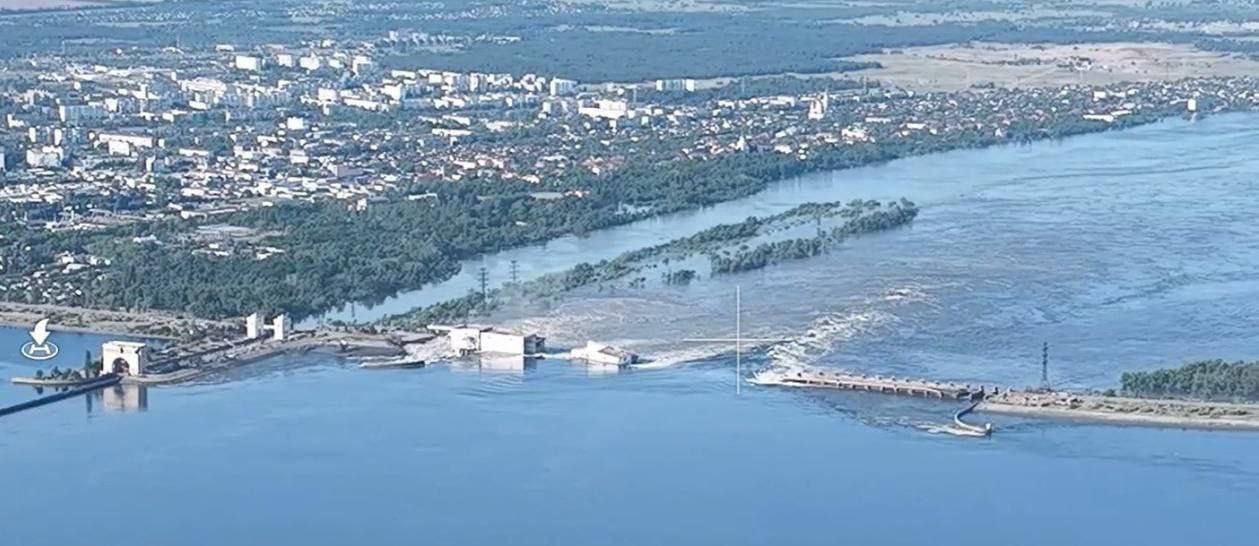 взрыв на дамбе